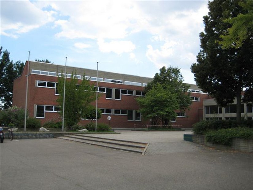 Das Gebäude war vor der Sanierung ein Klinkerbau.