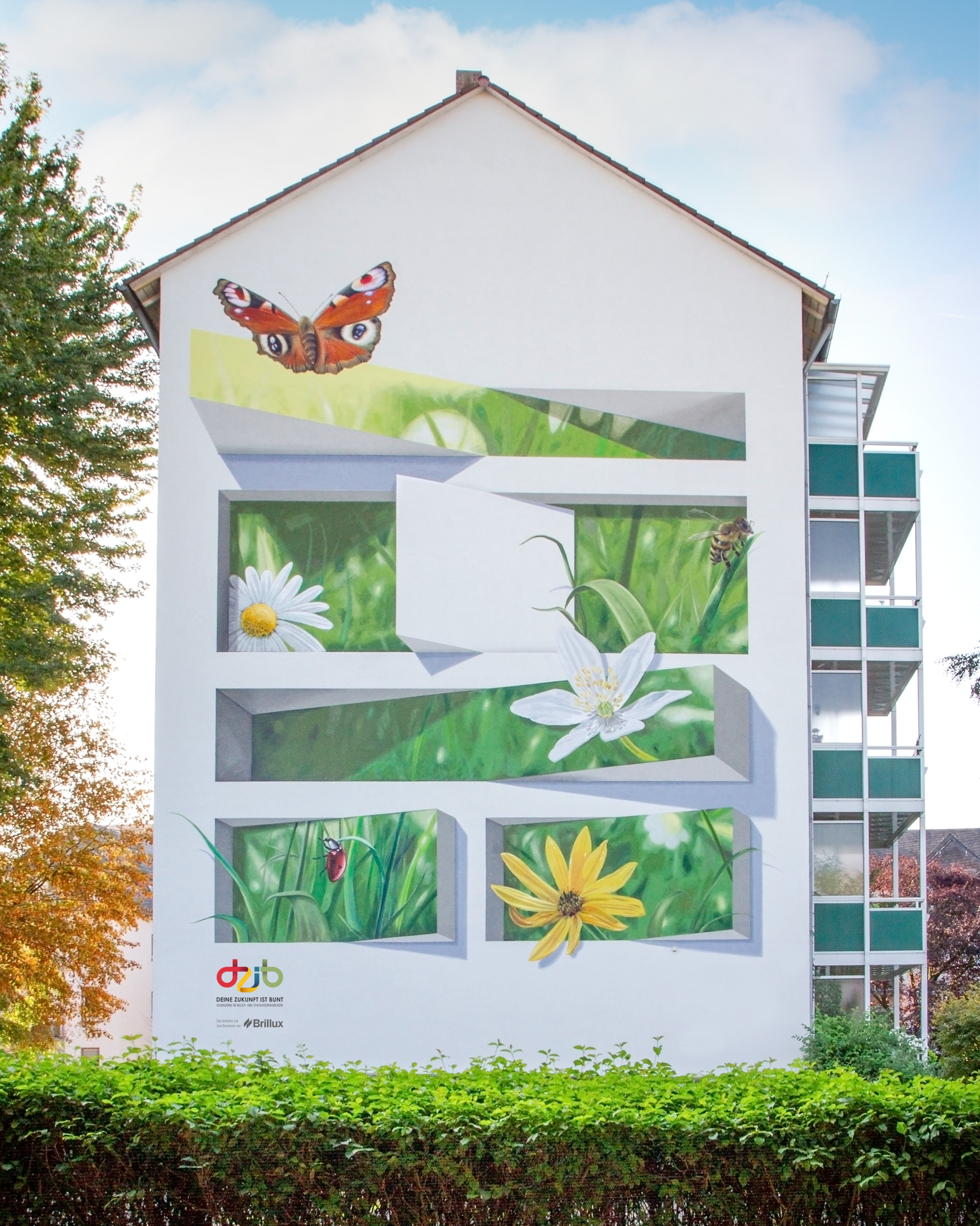 Eine bunt bemalte Hauswand