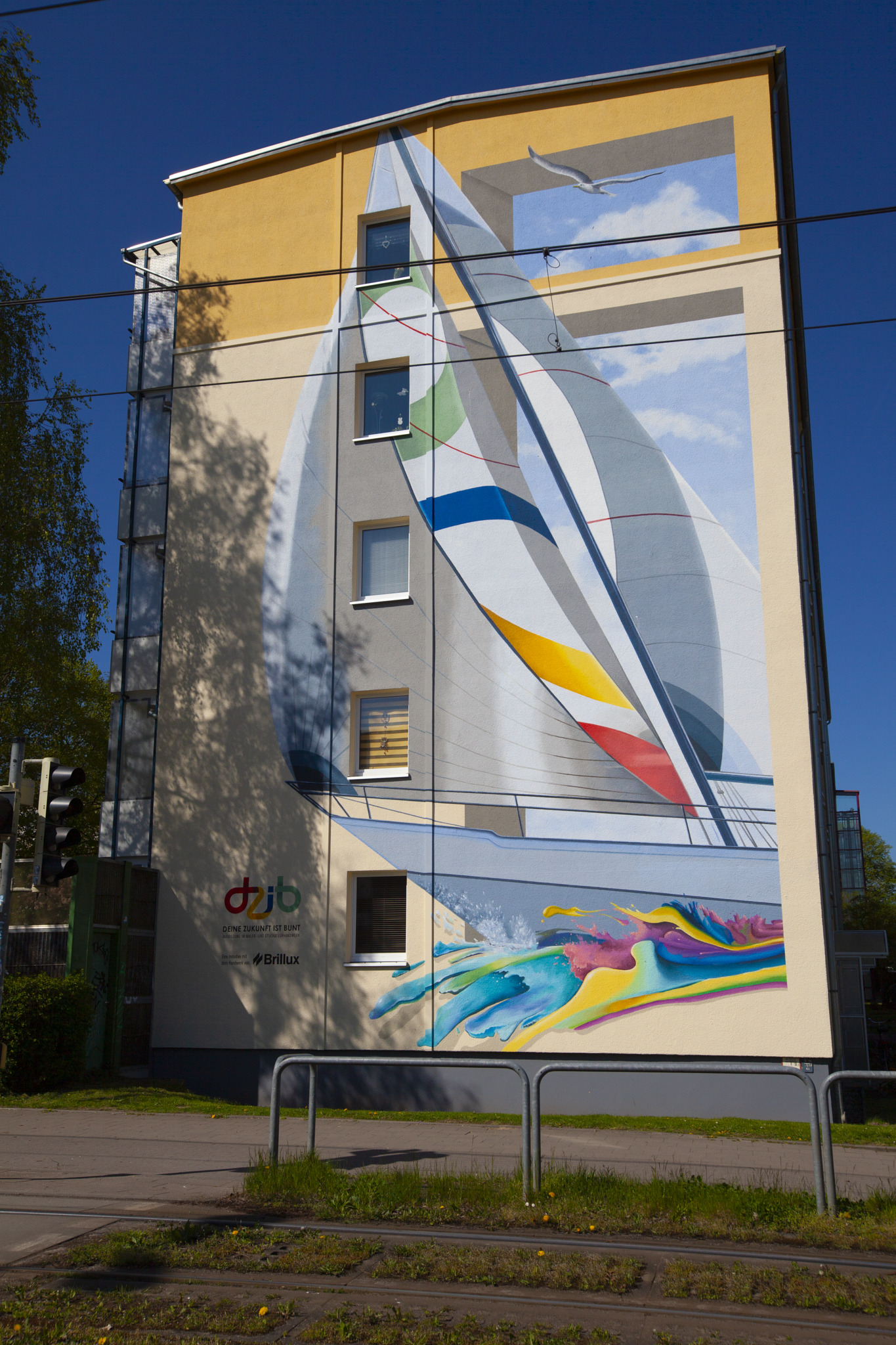 Eine bunt bemalte Hauswand